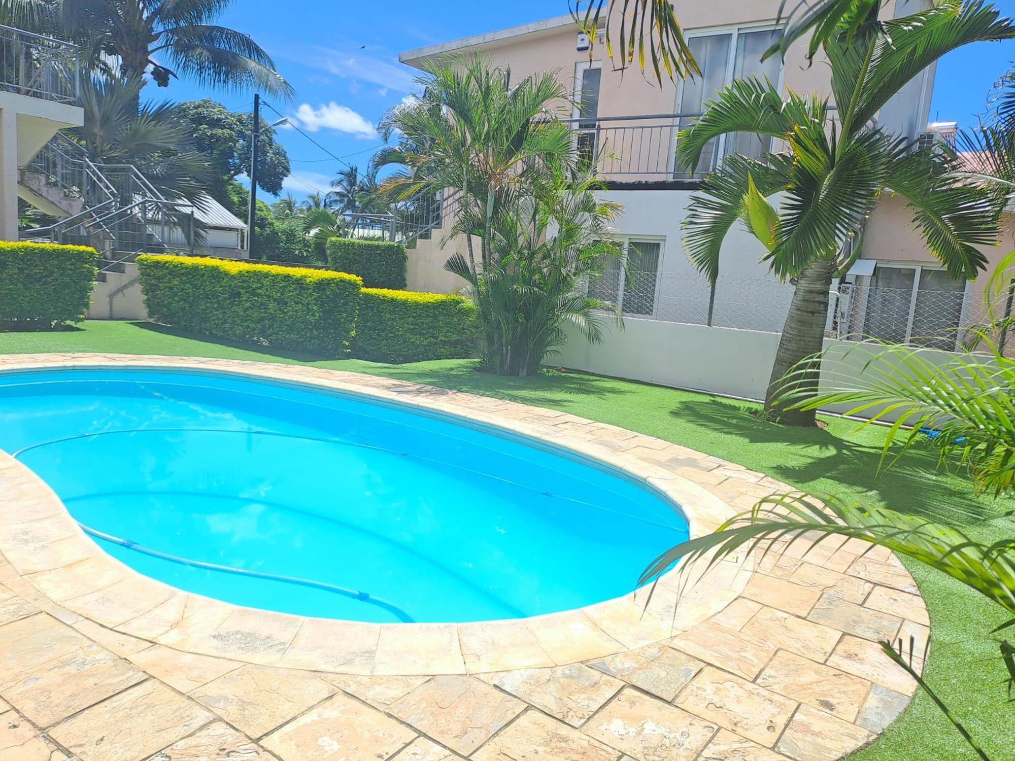 Appartement Paisible Avec Jardin & Piscine Albion Esterno foto