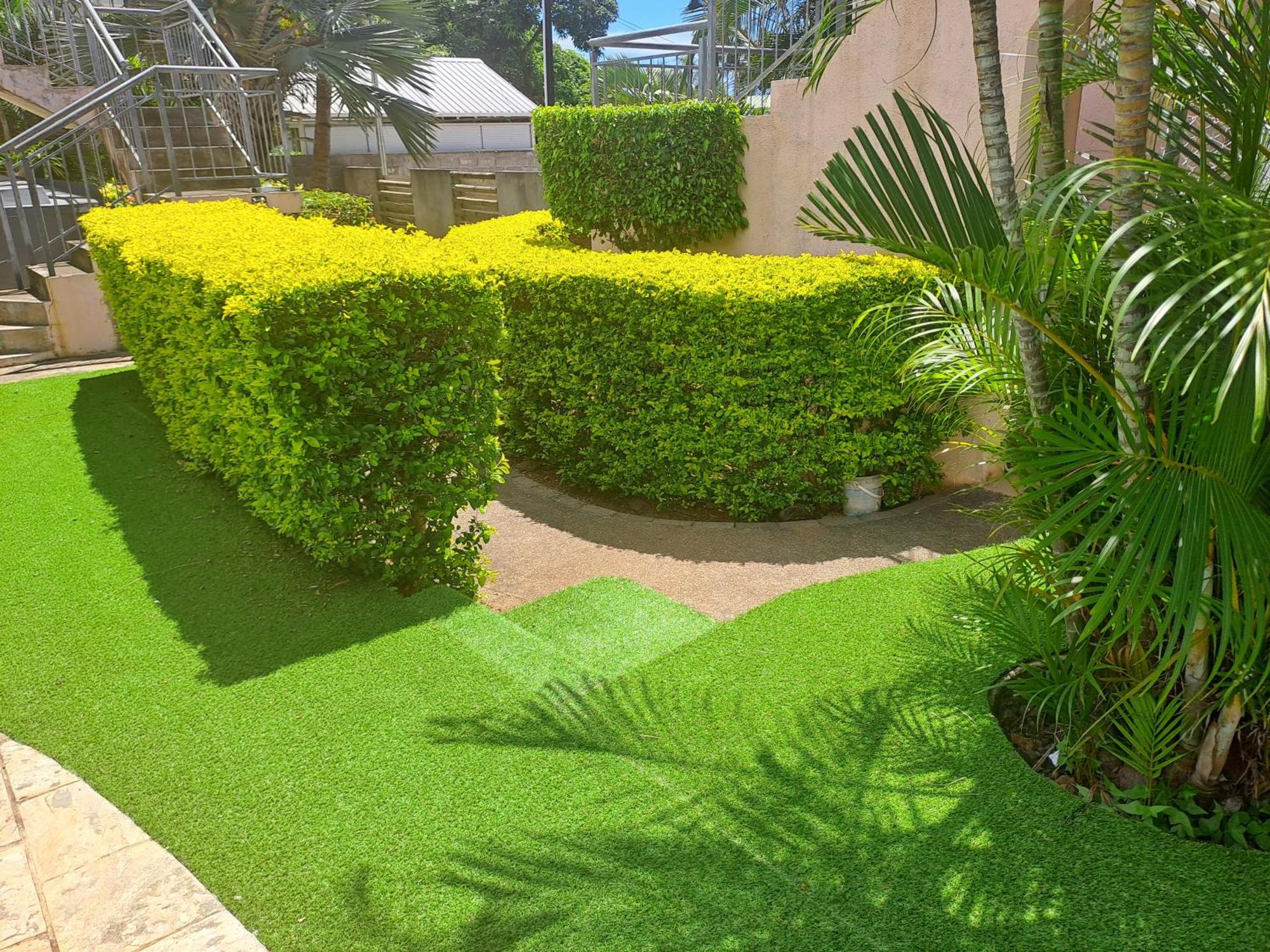 Appartement Paisible Avec Jardin & Piscine Albion Esterno foto